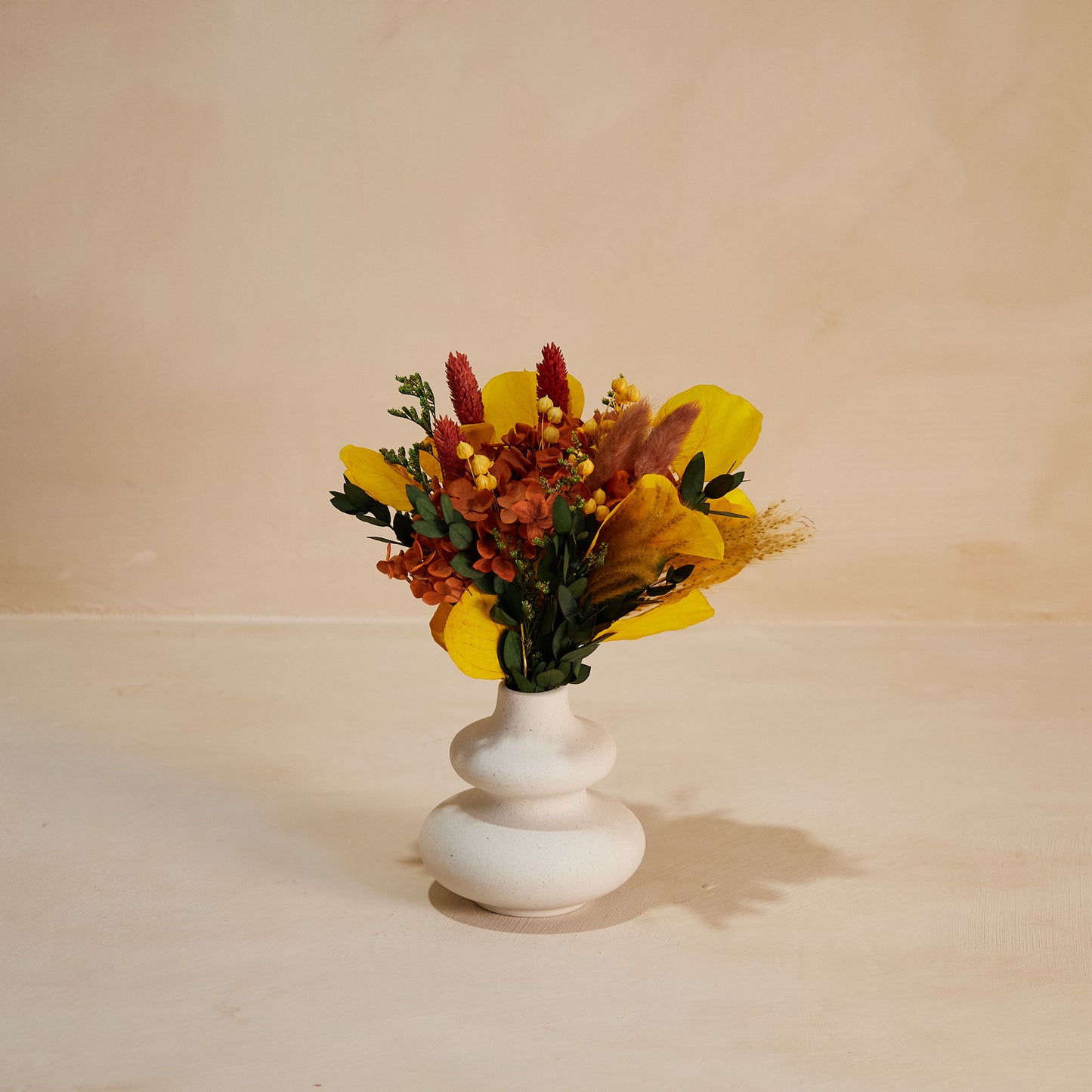 Amber Petit Bouquet in Geometric Vase