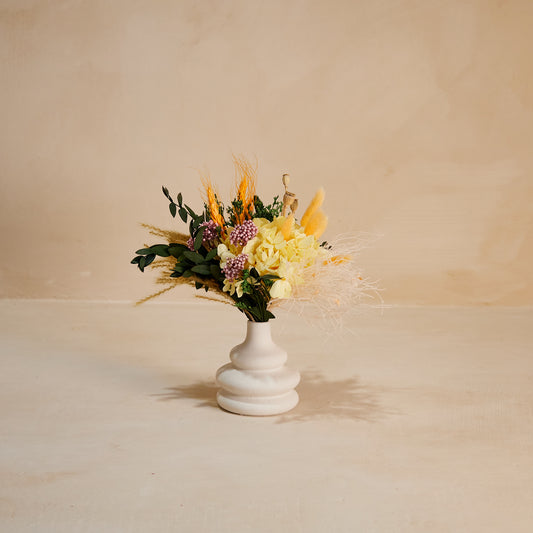 Halo Petit Bouquet in Vase