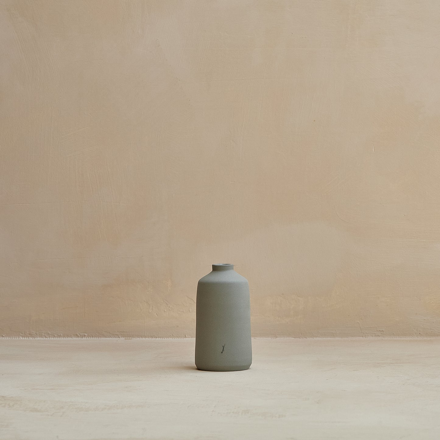 L'insolence - Bud Vase Small