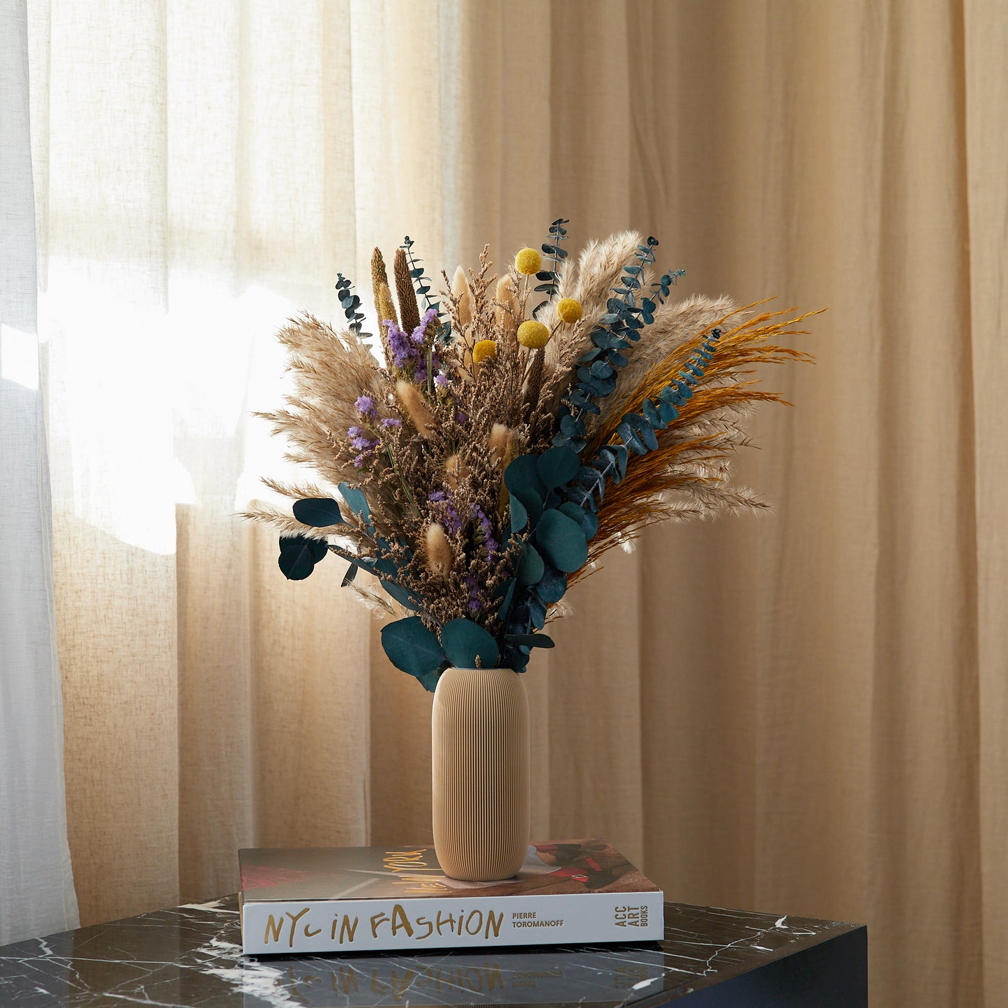 Le Jardin Bouquet with 3D Vase