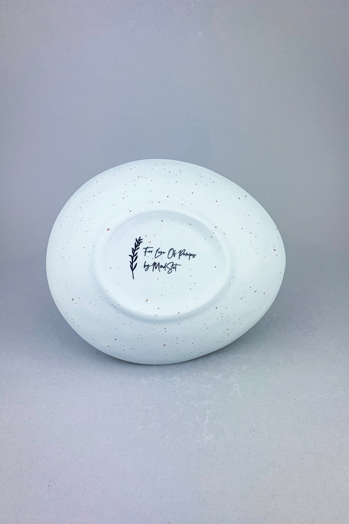 Porcelain Avocado Bowl Sand