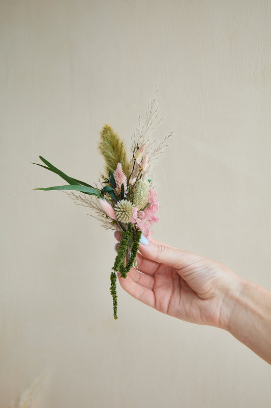 Boutonnière - The Pink Collection