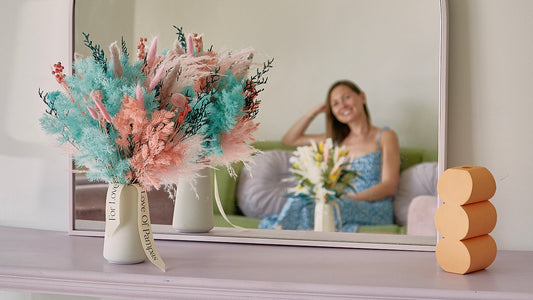 A Guide to Decorating with Bold & Colorful Bouquets