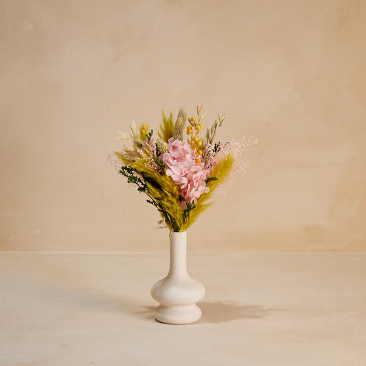 Lumi Petit Bouquet in Vase