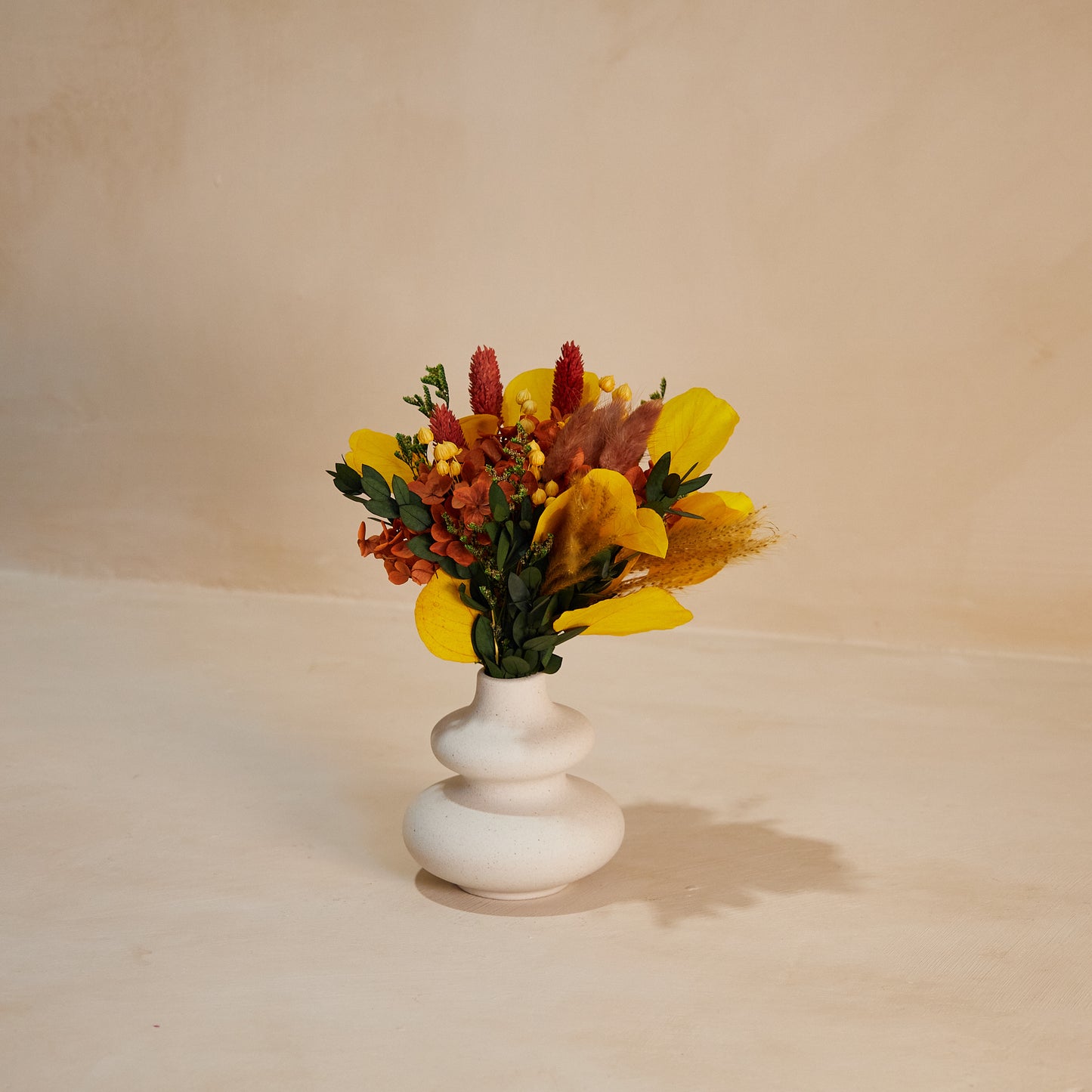 Amber Petit Bouquet in Vase