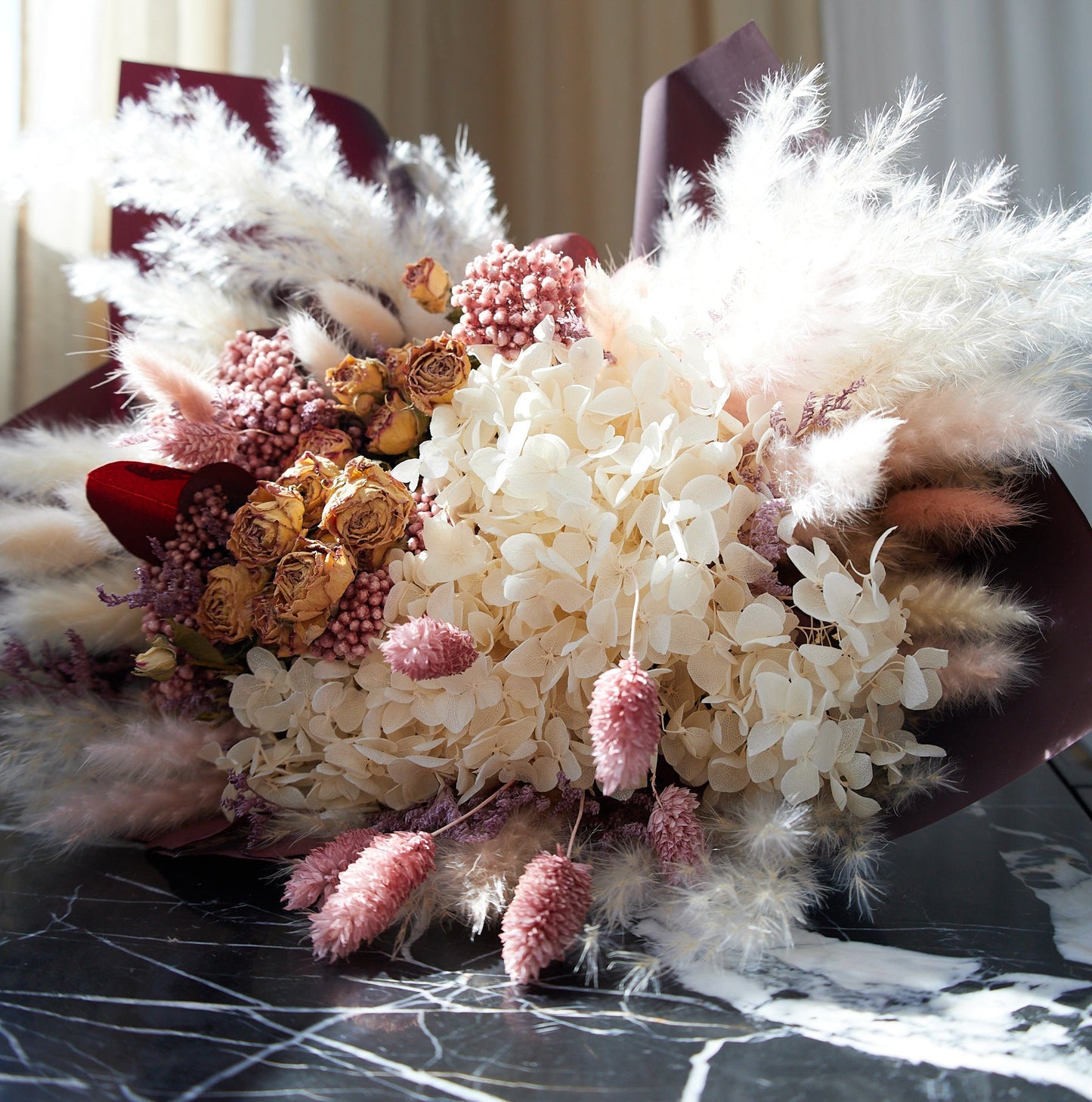Chloe Bouquet in Glass Vase