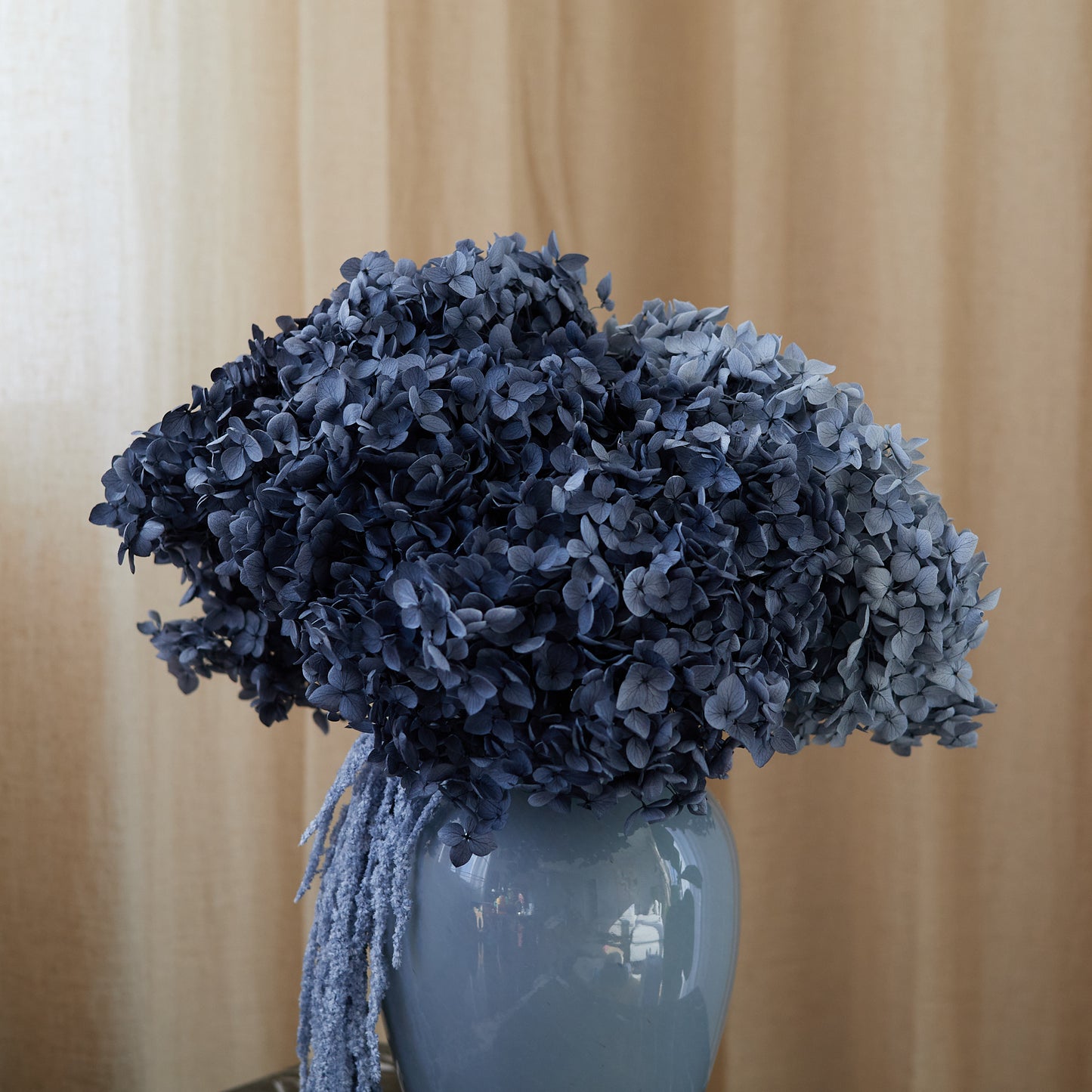 Preserved Hydrangeas & Amaranthus Set in Glass Vase - Dark Blue