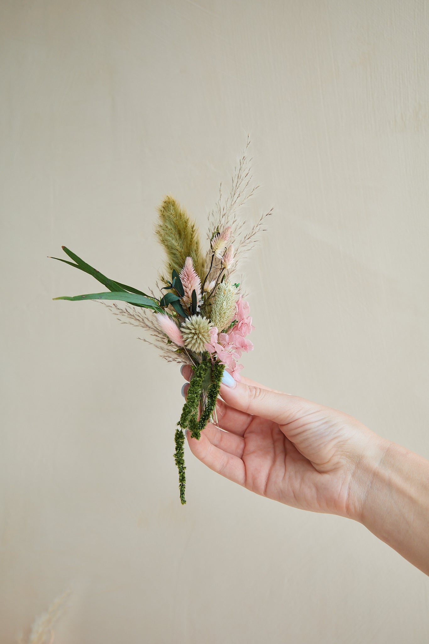Boutonnière - The Pink Collection